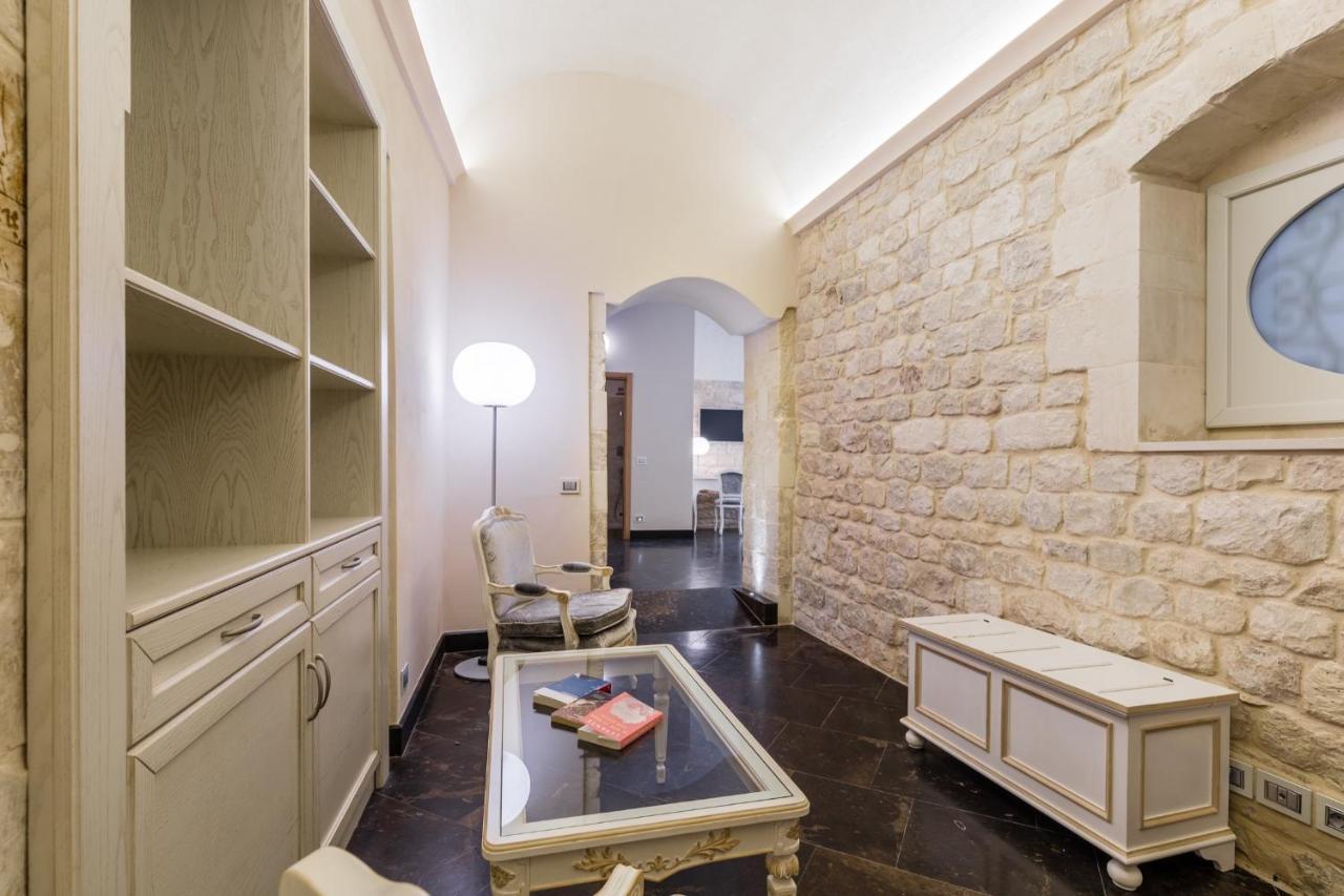 Отель Palazzo Favacchio - Patane Шикли Экстерьер фото