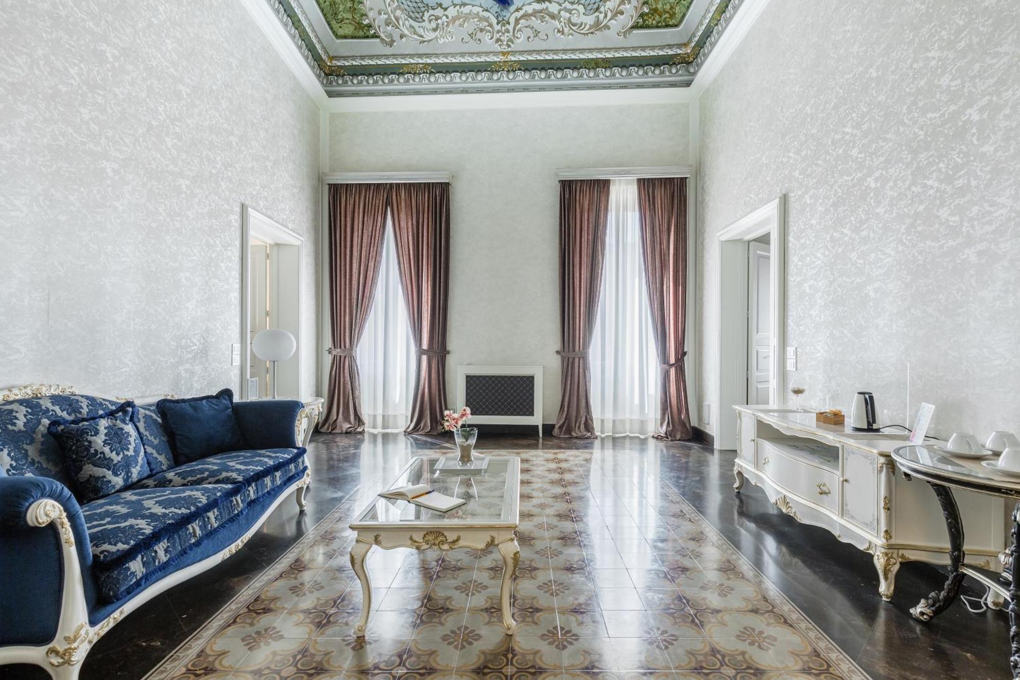 Отель Palazzo Favacchio - Patane Шикли Экстерьер фото