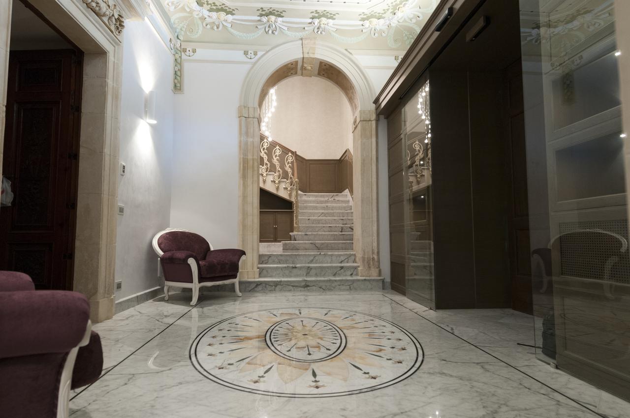 Отель Palazzo Favacchio - Patane Шикли Экстерьер фото