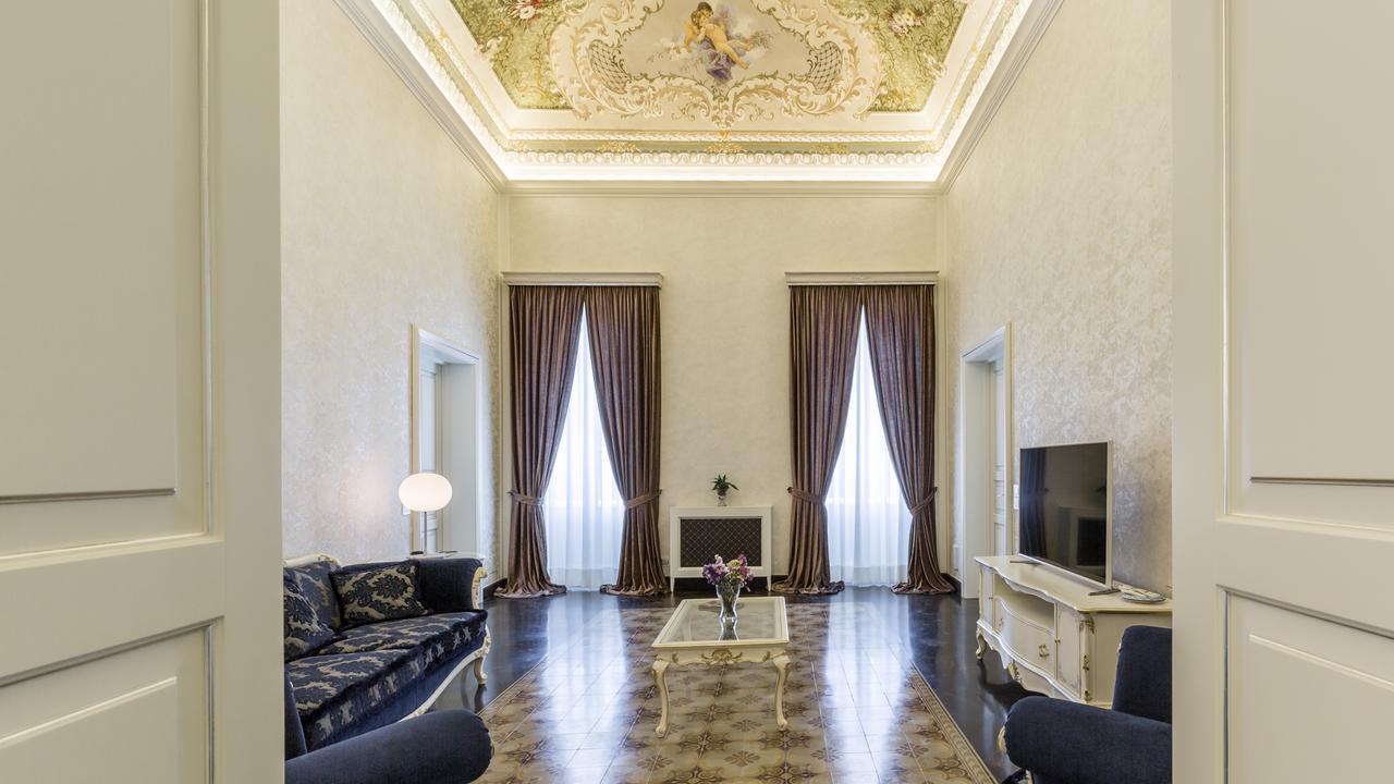 Отель Palazzo Favacchio - Patane Шикли Экстерьер фото